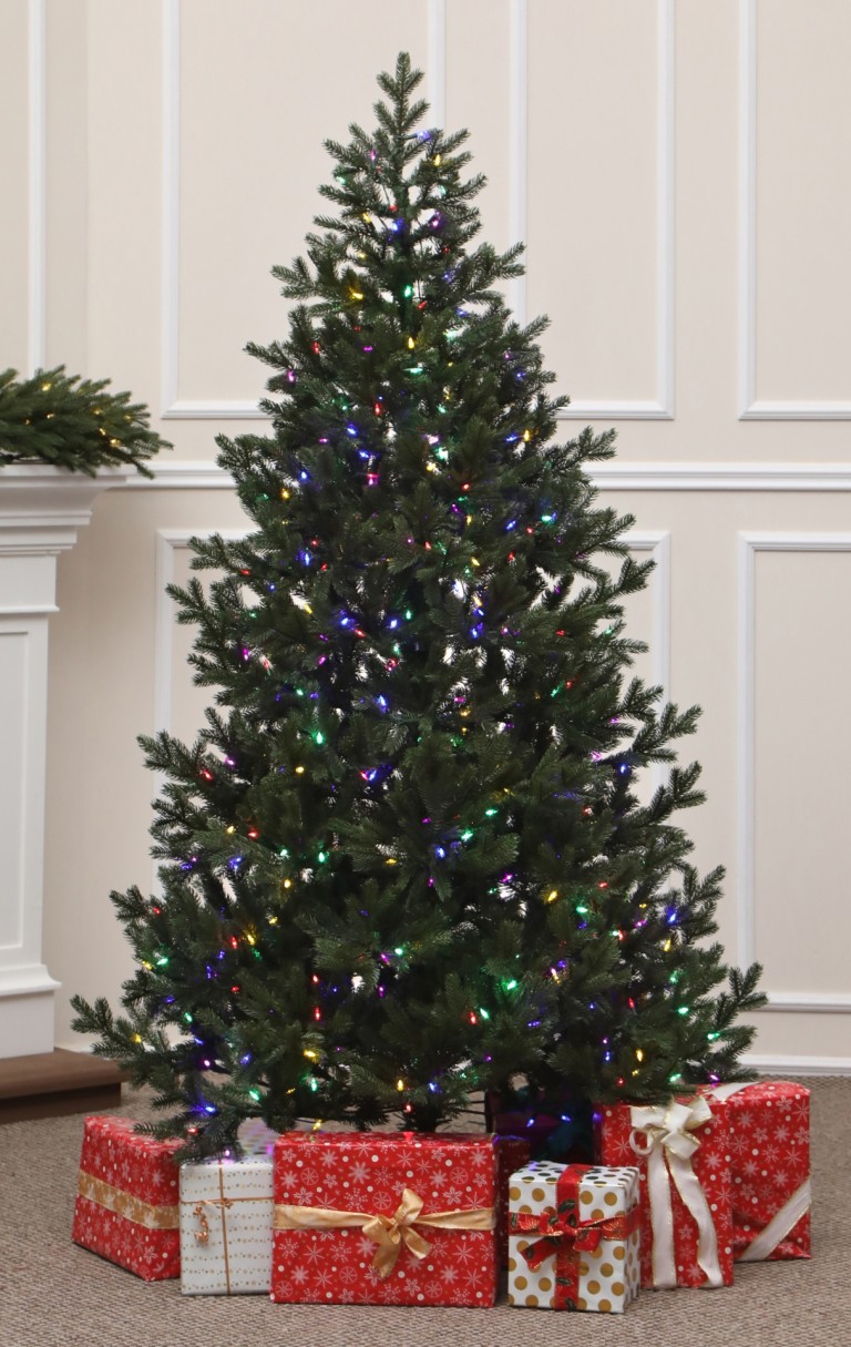 Műfenyő teljesen 3D levéllel-színes LED világítás-Sherwood Spruce 215 cm