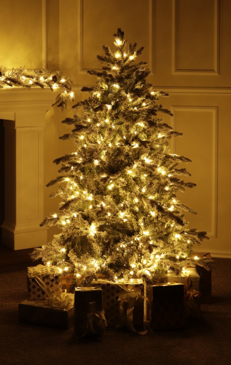 Havas Műfenyő-LED 300-185 cm-White Angel Pine