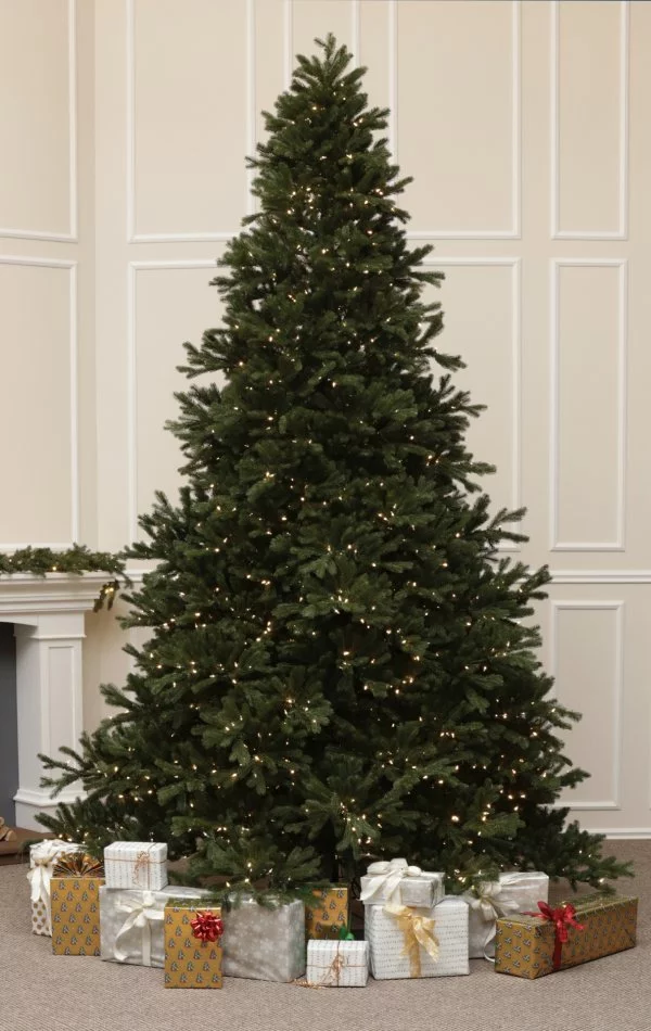 Black Hill Spruce 365 cm Műfenyő-100% 3D levél-2000 LED